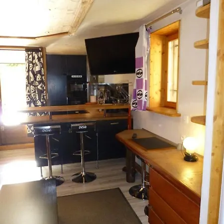 Appartement 4* 30M2, Balcon, Piscine, Parking, Wifi
